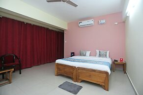 OYO 9246 Paradise Inn