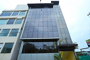 OYO 9246 Paradise Inn