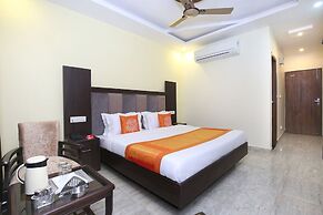 Capital O 322 Hotel Royal