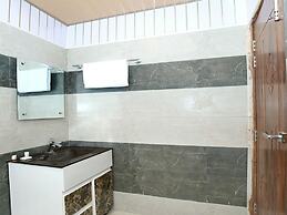 Capital O 322 Hotel Royal