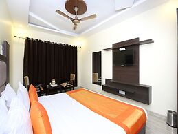 Capital O 322 Hotel Royal