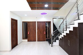 Capital O 322 Hotel Royal