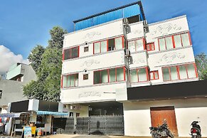 OYO 5328 Cloud 7 Serviced Apartements