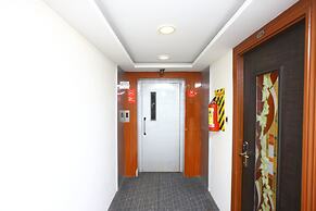 OYO Flagship 479 Royapettah