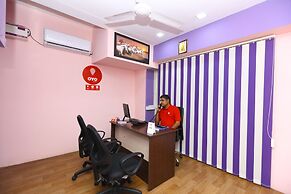 OYO 9260 Olive Castles Inn