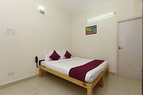 OYO 9260 Olive Castles Inn