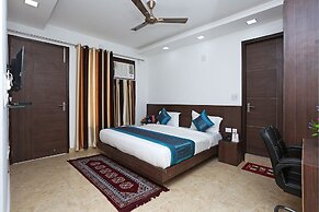 OYO 6603 Hotel Green Residency 2