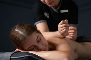 JM Marvel Hotel & Spa