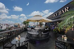 JM Marvel Hotel & Spa