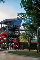 Hot Beach Resort