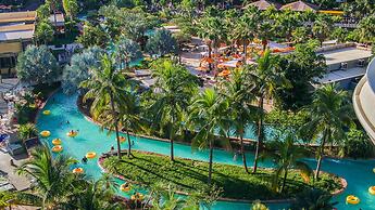 Hot Beach Resort