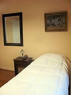 Hostal Plaza Suite