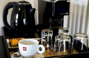 Athens Edition Guesthouse