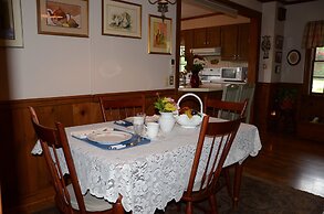 Red Cardinal Bed and Breakfast