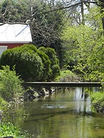 Red Cardinal Bed and Breakfast