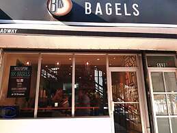 Newly Renovated Carriage House