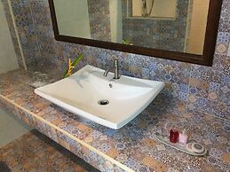 Phetcharat Grand Hotel Maesot