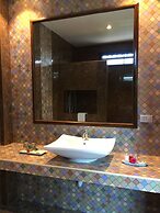 Phetcharat Grand Hotel Maesot