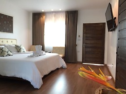 Phetcharat Grand Hotel Maesot