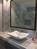 Phetcharat Grand Hotel Maesot