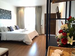 Phetcharat Grand Hotel Maesot