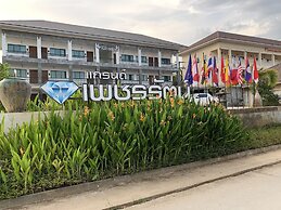 Phetcharat Grand Hotel Maesot