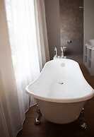 Meesuk Boutique House