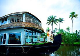 Mass Holidays Houseboat