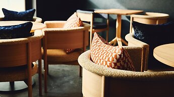 Garner Hotel Osaka Honmachi Midosuji by IHG