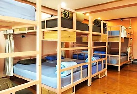 T2B Home - Adults Only - Hostel