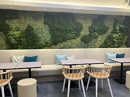 Garner Osaka Honmachi Kita Semba by IHG