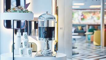 Garner Osaka Honmachi Kita Semba by IHG