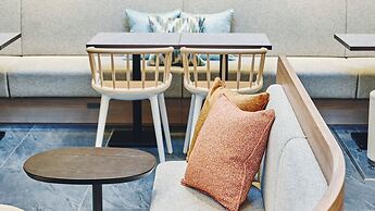 Garner Osaka Honmachi Kita Semba by IHG