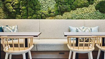 Garner Osaka Honmachi Kita Semba by IHG