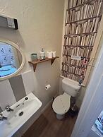 The little emily - Room only