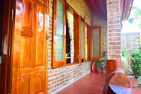 Van Long Family Homestay