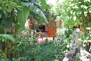 Van Long Family Homestay