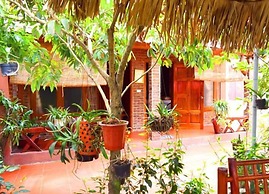 Van Long Family Homestay