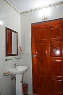 Van Long Family Homestay