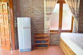 Van Long Family Homestay