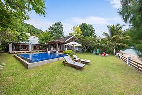 The Emerald Beach Villa 4