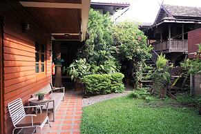 Tiptopthai House