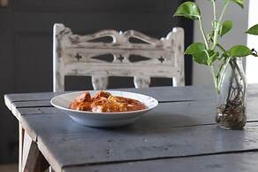 Bed & Chai Guest House