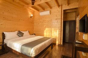 White woods Resort & Spa