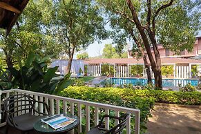 White woods Resort & Spa