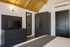 White woods Resort & Spa