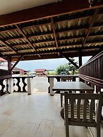 Veivaag Lodge