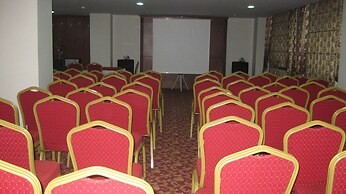 Grand Ozeren Otel & Spa