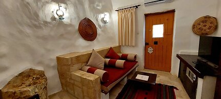 Hayat Zaman Hotel & Resort