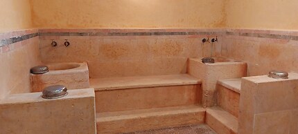 Hayat Zaman Hotel & Resort